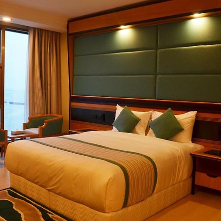 Nooh Tower Apartamento Al Hidd Exterior foto
